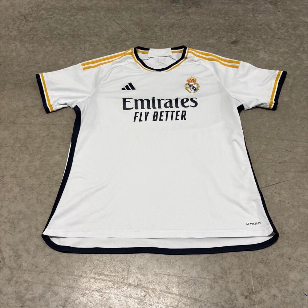 Adidas Men's White T-shirt